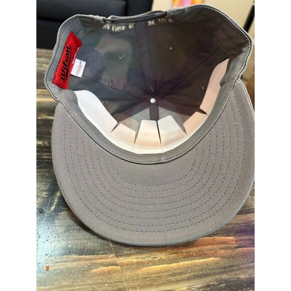 NWT Wilson Cap Gray White Lettering Snapback Hat - Picture 6 of 6